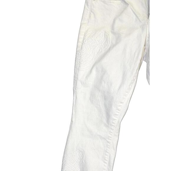 Lilly Pulitzer White South Ocean Skinny Crop Jeans, Size 12 - Picture 3 of 7